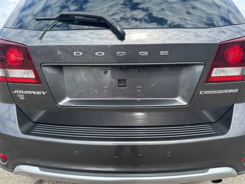Used 2020 Dodge Journey Crossroad image 29