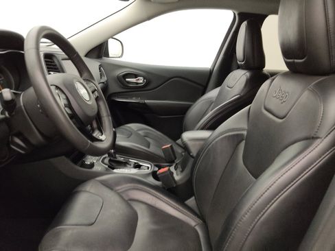 Used 2023 Jeep Cherokee Altitude Lux image 17