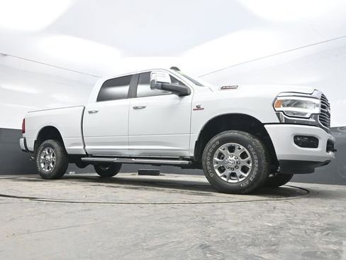 Used 2024 RAM 2500 Laramie AWD/4WD image 37
