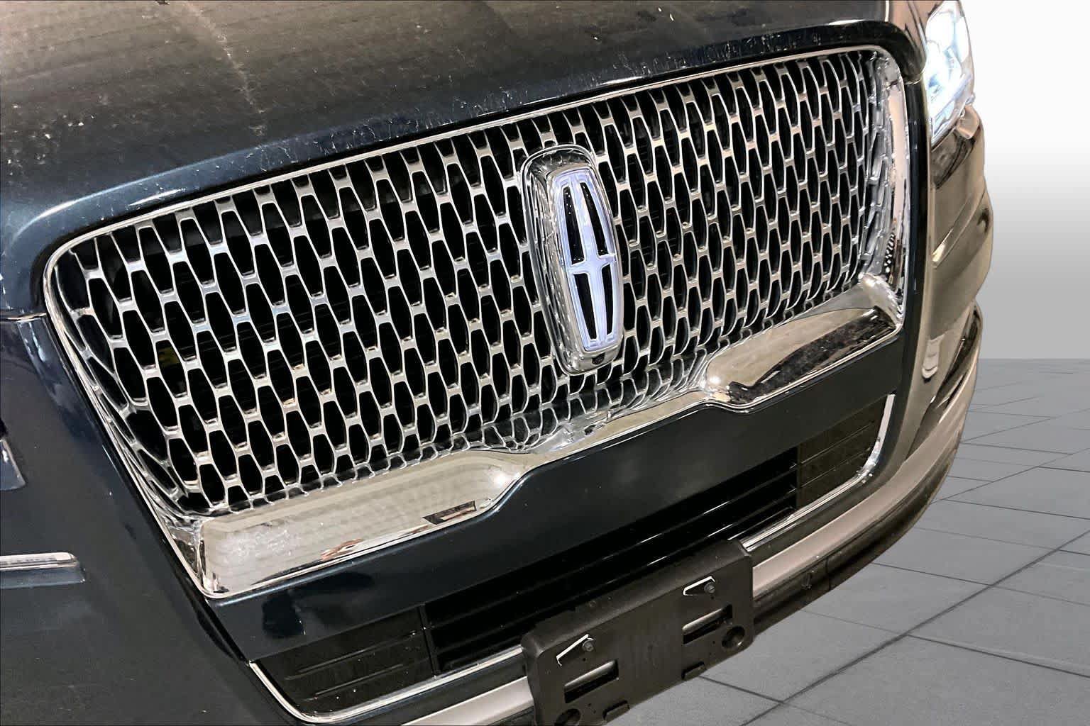 Used 2022 Lincoln Navigator Reserve AWD/4WD image 33