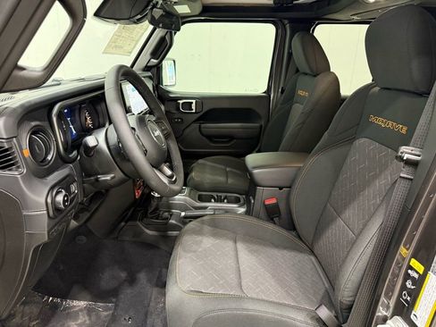 New 2026 Jeep Gladiator Mojave image 13