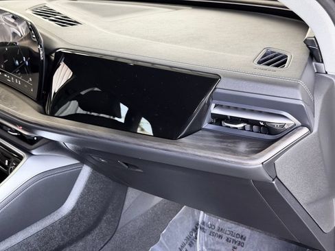 Certified 2025 Audi Q5 Premium w/ Convenience Package AWD/4WD image 30