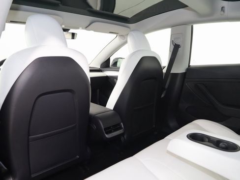 Used 2022 Tesla Model 3 Long Range image 48