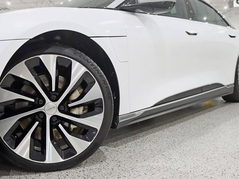 Used 2022 Lucid Air Grand Touring image 5