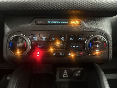 Used 2024 Ford Bronco Sport Outer Banks w/ Tech Package image 17