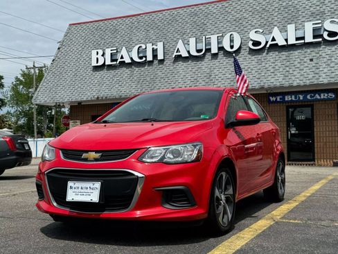 Used 2020 Chevrolet Sonic Premier image 2