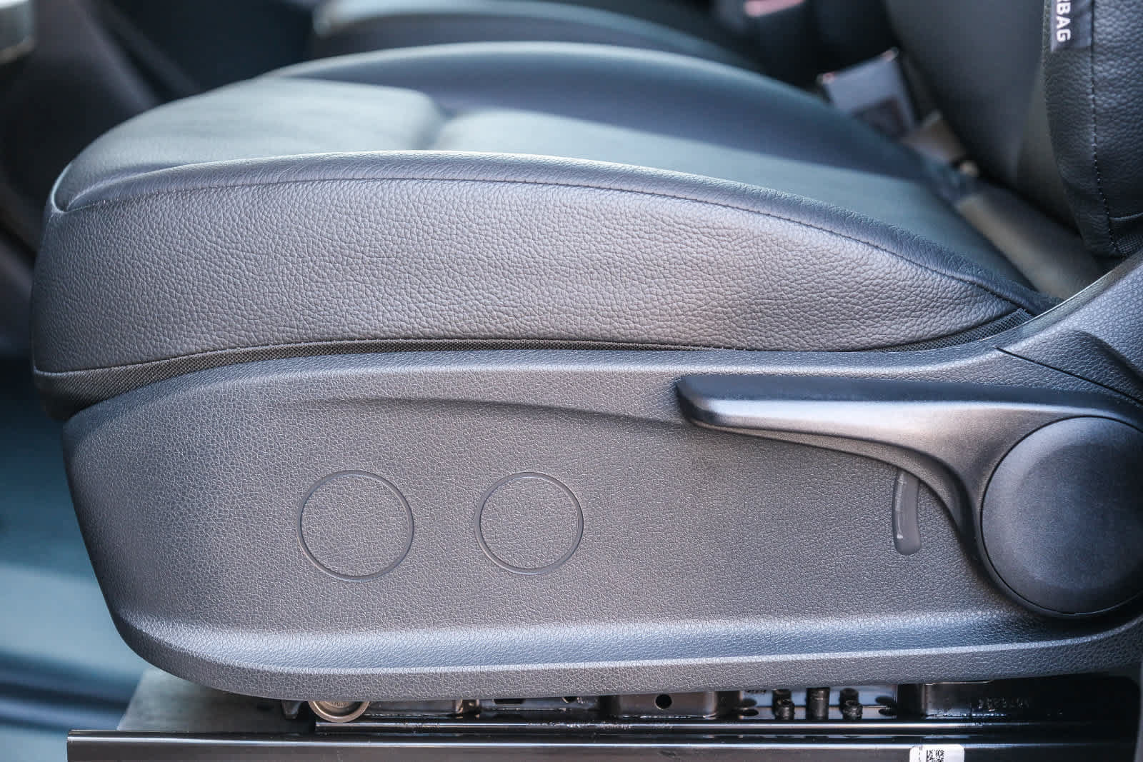 New 2025 Mercedes-Benz eSprinter 170 Cargo image 25