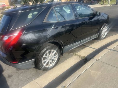 Used 2019 Chevrolet Equinox LS FWD image 7