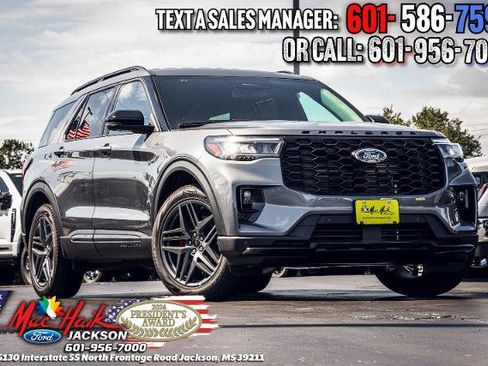 New 2026 Ford Explorer ST-Line w/ ST-Line Street Pack image 1