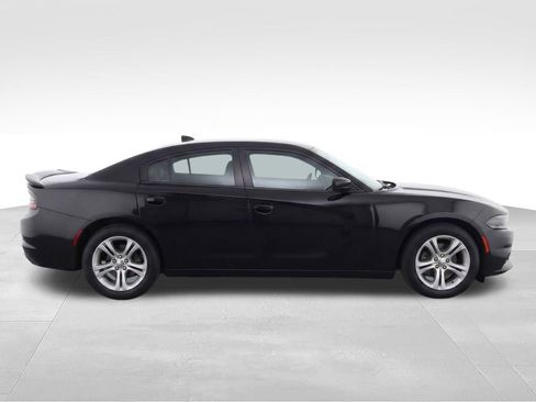 Used 2023 Dodge Charger SXT image 9