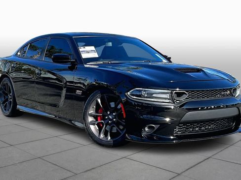 Used 2021 Dodge Charger Scat Pack w/ Plus Group image 2
