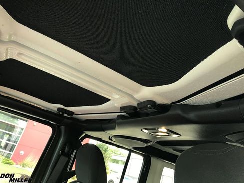 Certified 2021 Jeep Wrangler Unlimited Rubicon w/ Steel Bumper Group image 25