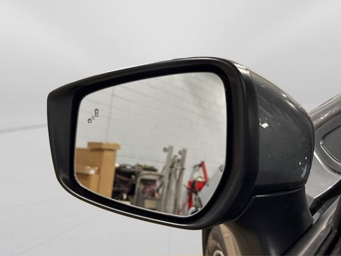 Used 2025 Nissan Versa SV image 14