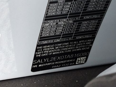 Used 2026 Land Rover Range Rover Velar Dynamic SE image 18