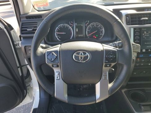 Used 2023 Toyota 4Runner Limited image 15