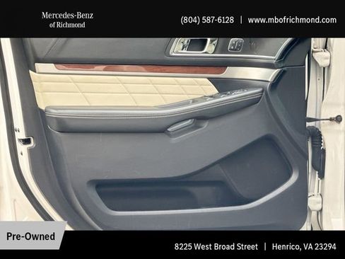 Used 2019 Ford Explorer Platinum image 11