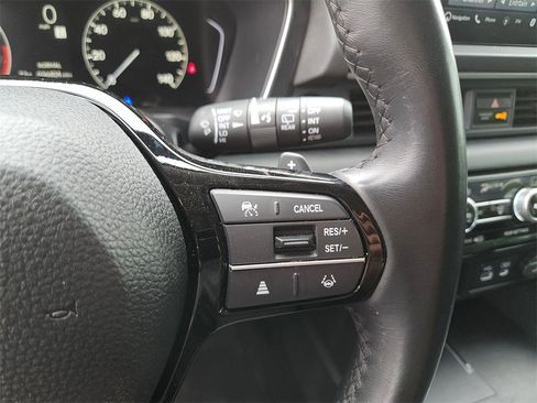 Used 2023 Honda Pilot Touring image 22