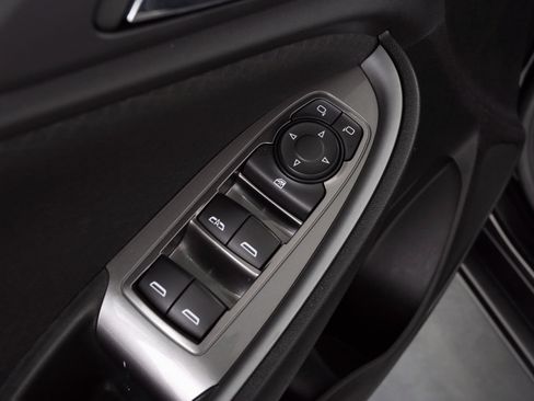 Used 2022 Chevrolet Malibu LT image 28