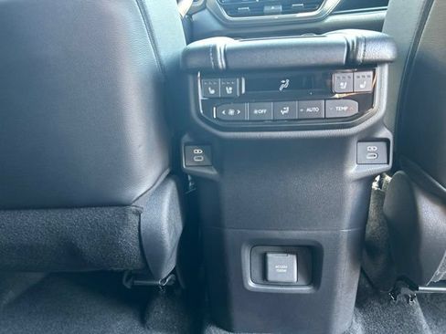 Used 2026 Toyota Grand Highlander AWD Hybrid image 32
