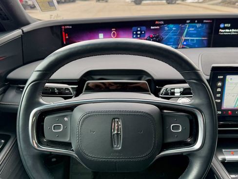 Used 2024 Lincoln Nautilus Reserve w/ Jet Appearance Package (87T) image 20