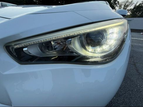Used 2017 INFINITI Q50 3.0t Premium RWD image 28