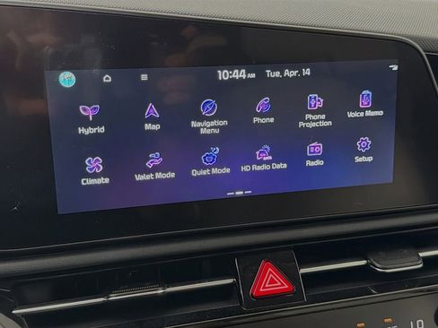 Used 2024 Kia Niro EX FWD image 13