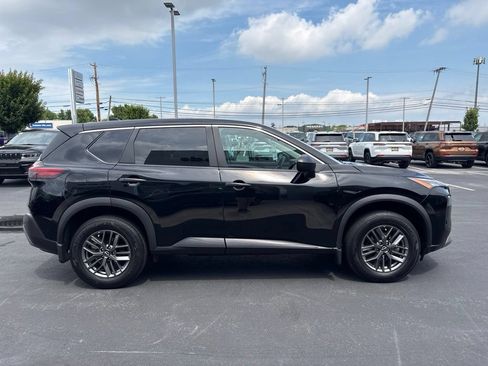 Used 2023 Nissan Rogue S AWD/4WD image 6