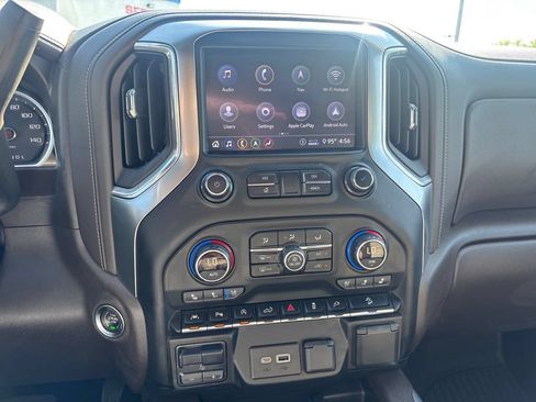 Certified 2020 Chevrolet Silverado 1500 LTZ AWD/4WD image 19