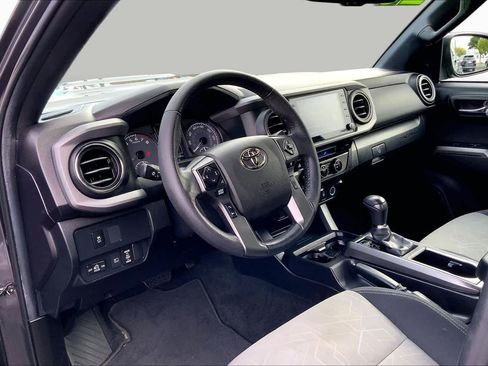 Used 2023 Toyota Tacoma TRD Sport image 17