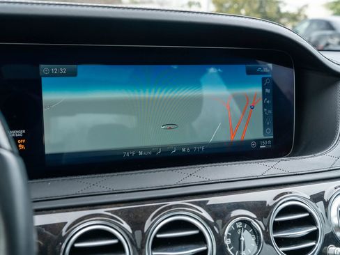 Used 2019 Mercedes-Benz S 560 4MATIC Sedan image 23