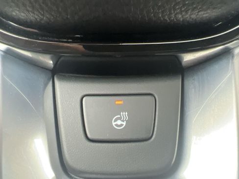 Used 2025 Honda Pilot Elite image 28