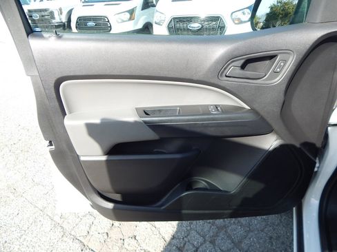 Used 2018 Chevrolet Colorado W/T w/ WT Convenience Package image 17