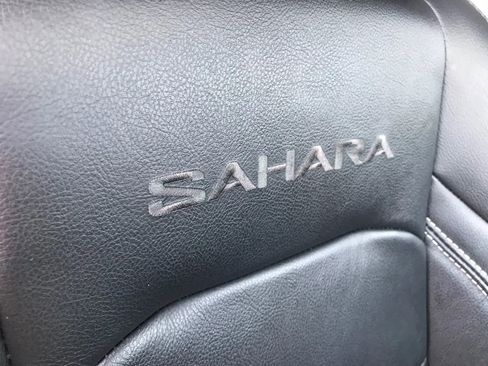 Used 2023 Jeep Wrangler Unlimited Sahara w/ Cold Weather Group image 50