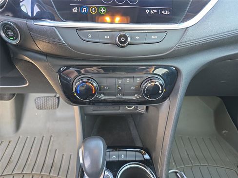 Used 2020 Buick Encore GX Preferred w/ Cold Weather Comfort Package image 27