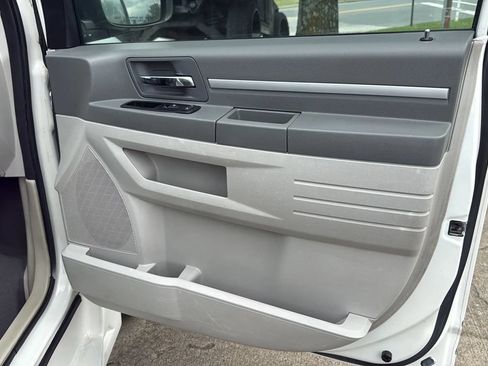 Used 2010 Dodge Grand Caravan SE w/ Climate Group FWD image 26