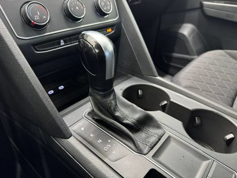 Used 2021 Volkswagen Atlas S FWD image 28