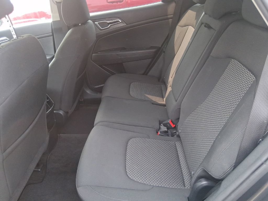 Certified 2024 Kia Sportage LX AWD/4WD image 13