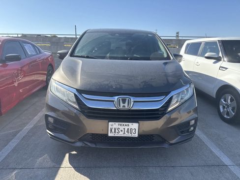 Used 2018 Honda Odyssey EX-L image 2