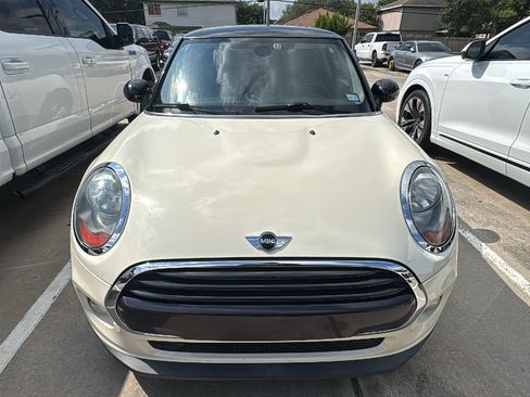 Used 2016 MINI Cooper 2-Door Hardtop FWD image 2