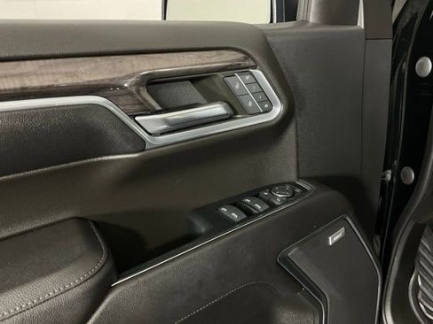 Used 2023 Chevrolet Silverado 1500 LTZ AWD/4WD image 30