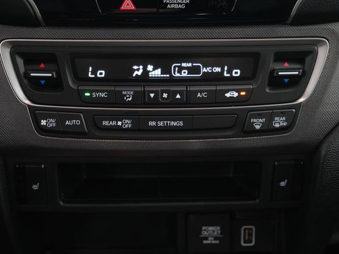 Used 2023 Honda Ridgeline RTL image 18