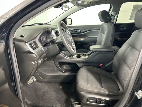 Used 2021 GMC Acadia SLE w/ Driver Convenience Package image 12