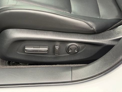 Used 2023 Honda Accord EX-L image 14