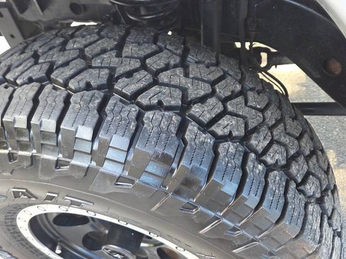 Used 2010 Jeep Wrangler Unlimited Sahara w/ Dual Top Group AWD/4WD image 62