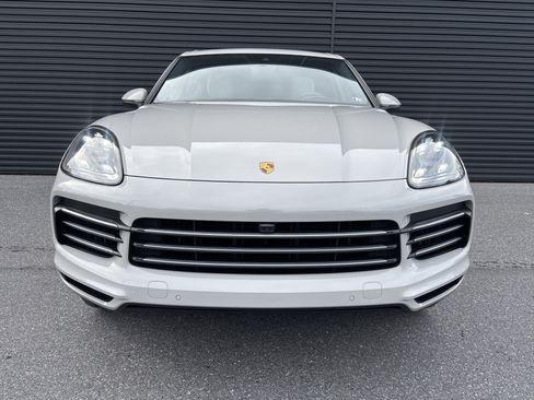 Used 2022 Porsche Cayenne image 8