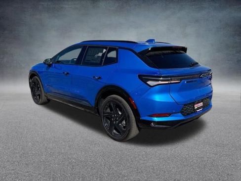 New 2026 Chevrolet Equinox EV RS image 8