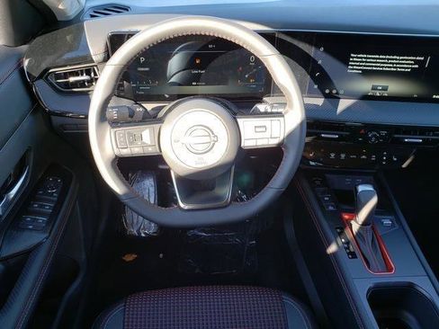 New 2026 Nissan Kicks SR w/ Cold Weather Package AWD/4WD image 17