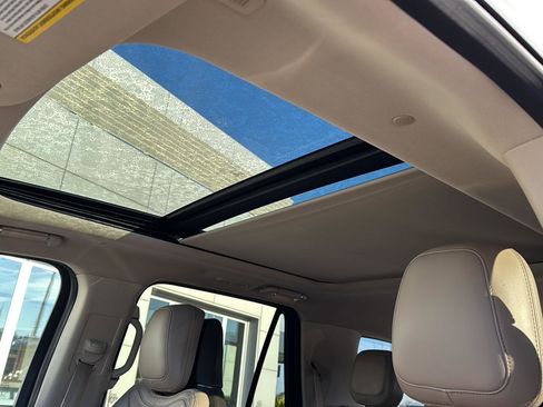 Used 2022 Lincoln Navigator L Reserve image 27