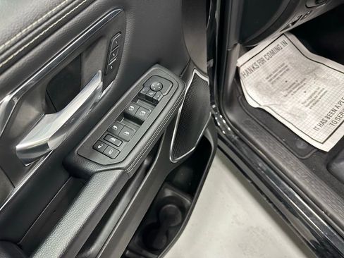 Used 2025 RAM 1500 Laramie image 9