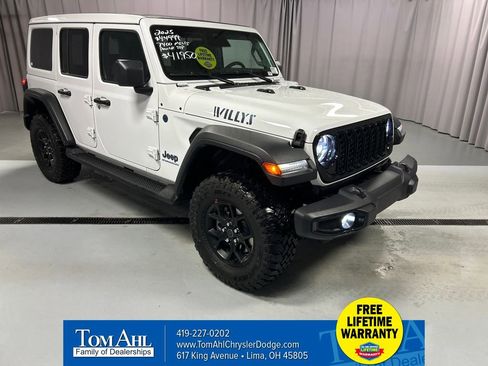 Used 2025 Jeep Wrangler Unlimited Sport S 4xe image 1